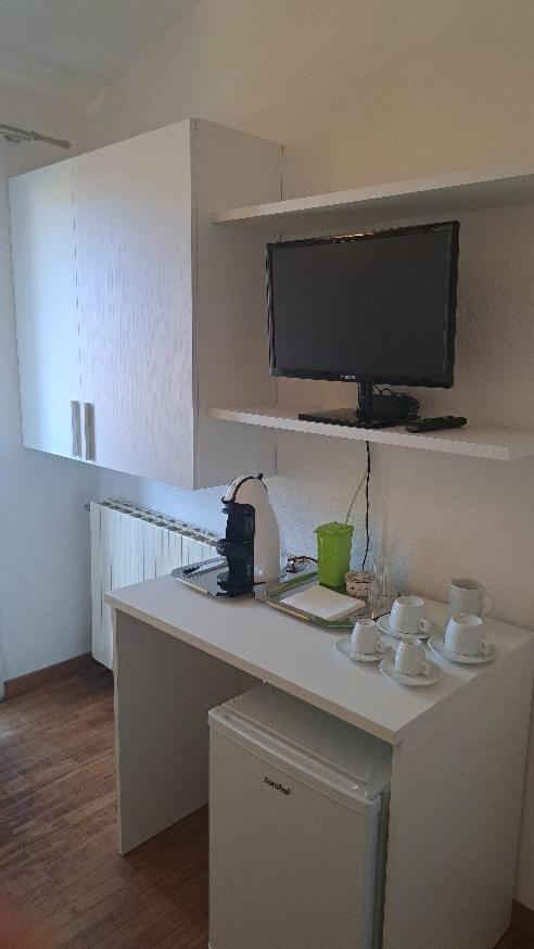 Il Profumo Di Ginestre Bed & Breakfast Olbia Exterior photo